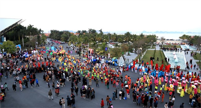 Du lịch Quảng Ninh: Bừng sáng gam màu mới (27/12/2022)